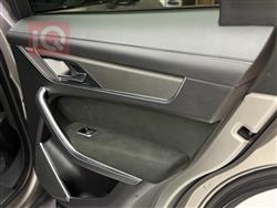 جاكوار إف-بيس